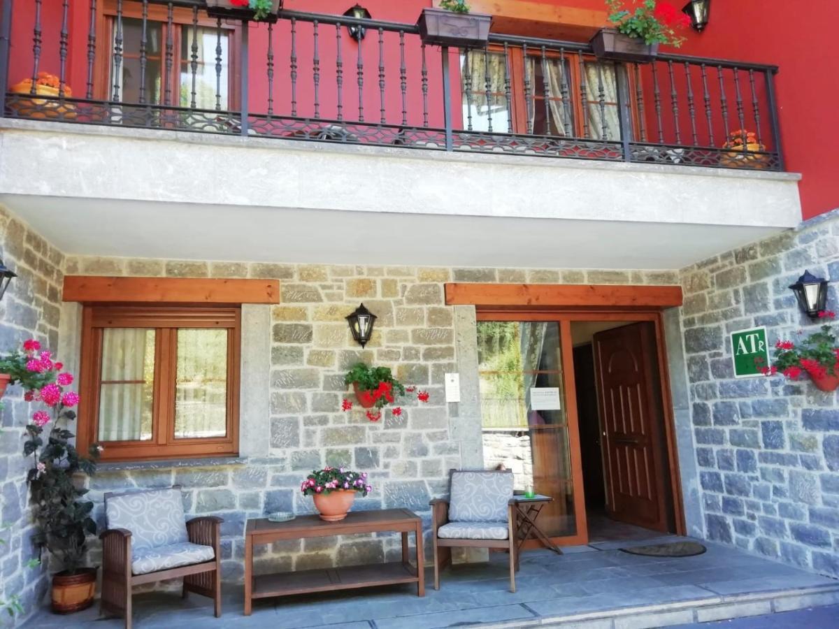 Apartamentos Rurales La Vina Кангас-де-Онис Экстерьер фото